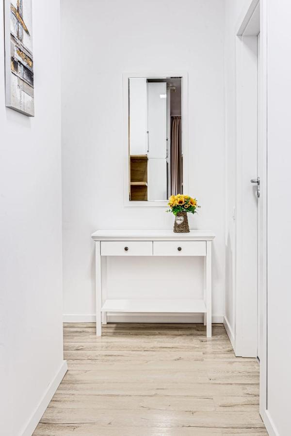 Ari Green Apartment Near Atrium Mall Arad Exterior foto